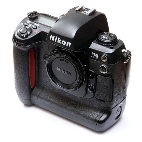 5 Things You Didn't Know About The First Digital Cameras