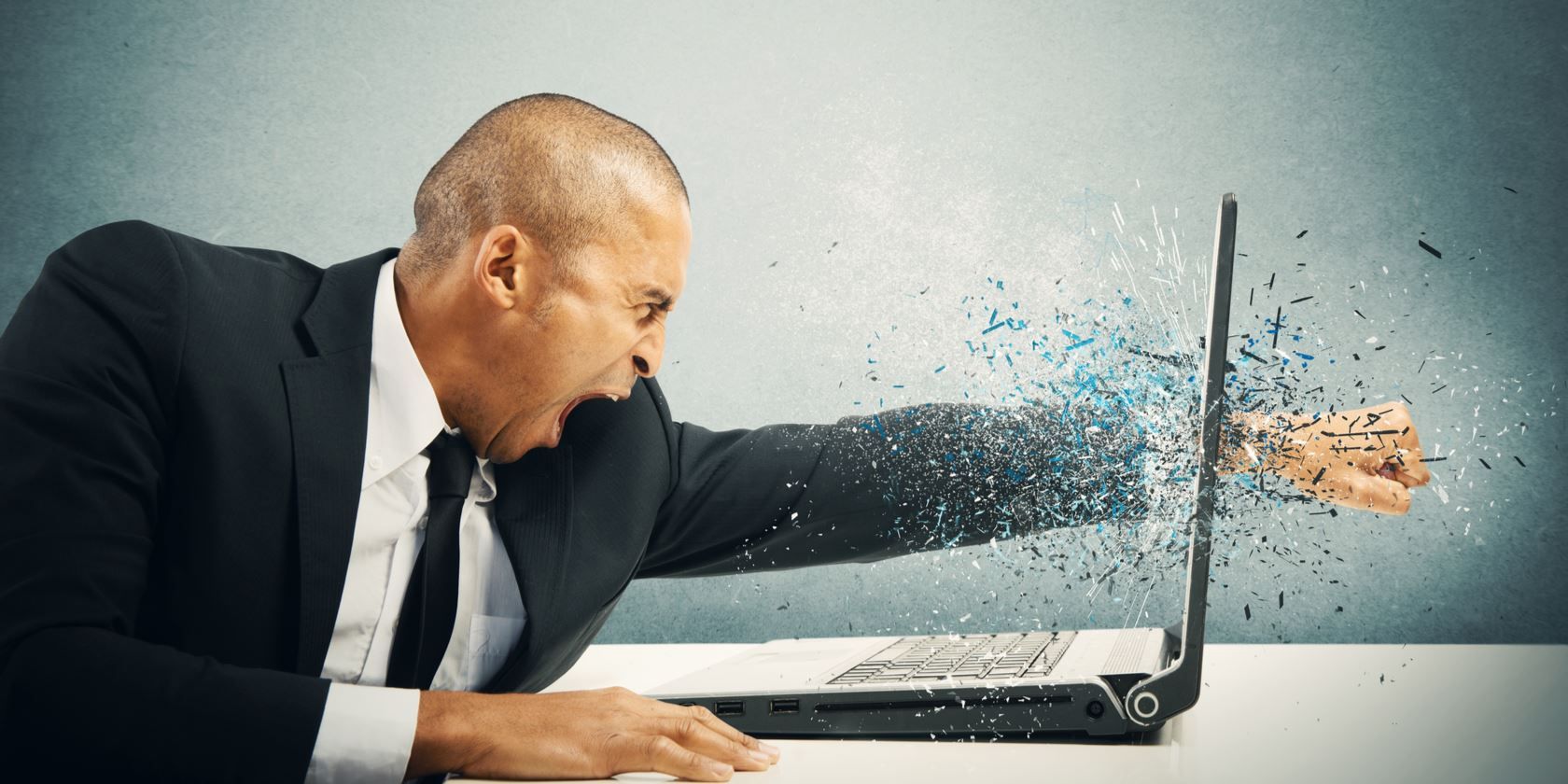 5 Habits That Are Destroying Your Laptop
