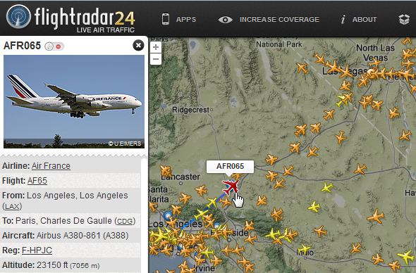 Spot Airplanes In The Sky With These Websites & Google Earth Mashups