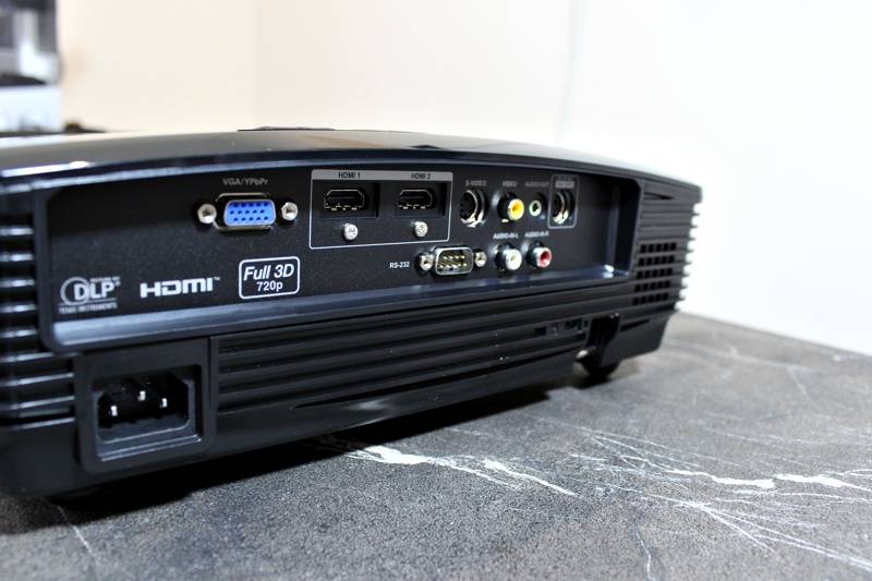 Optoma GT750 3D Gaming Projector Review and Giveaway