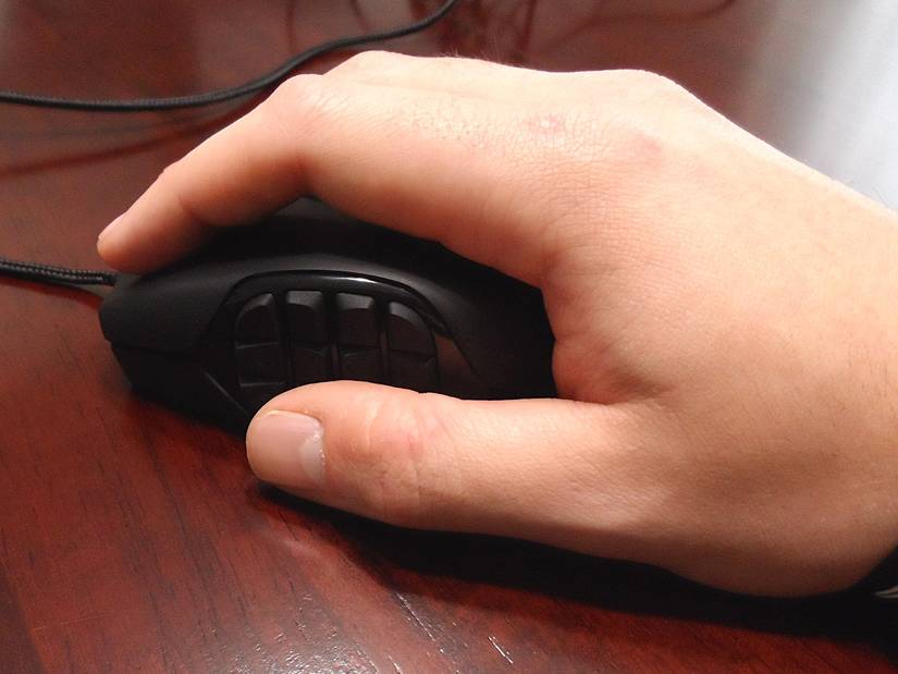 G600 Razer Razer Naga, Logitech G600 MMO Gaming Mice Review and Giveaway
