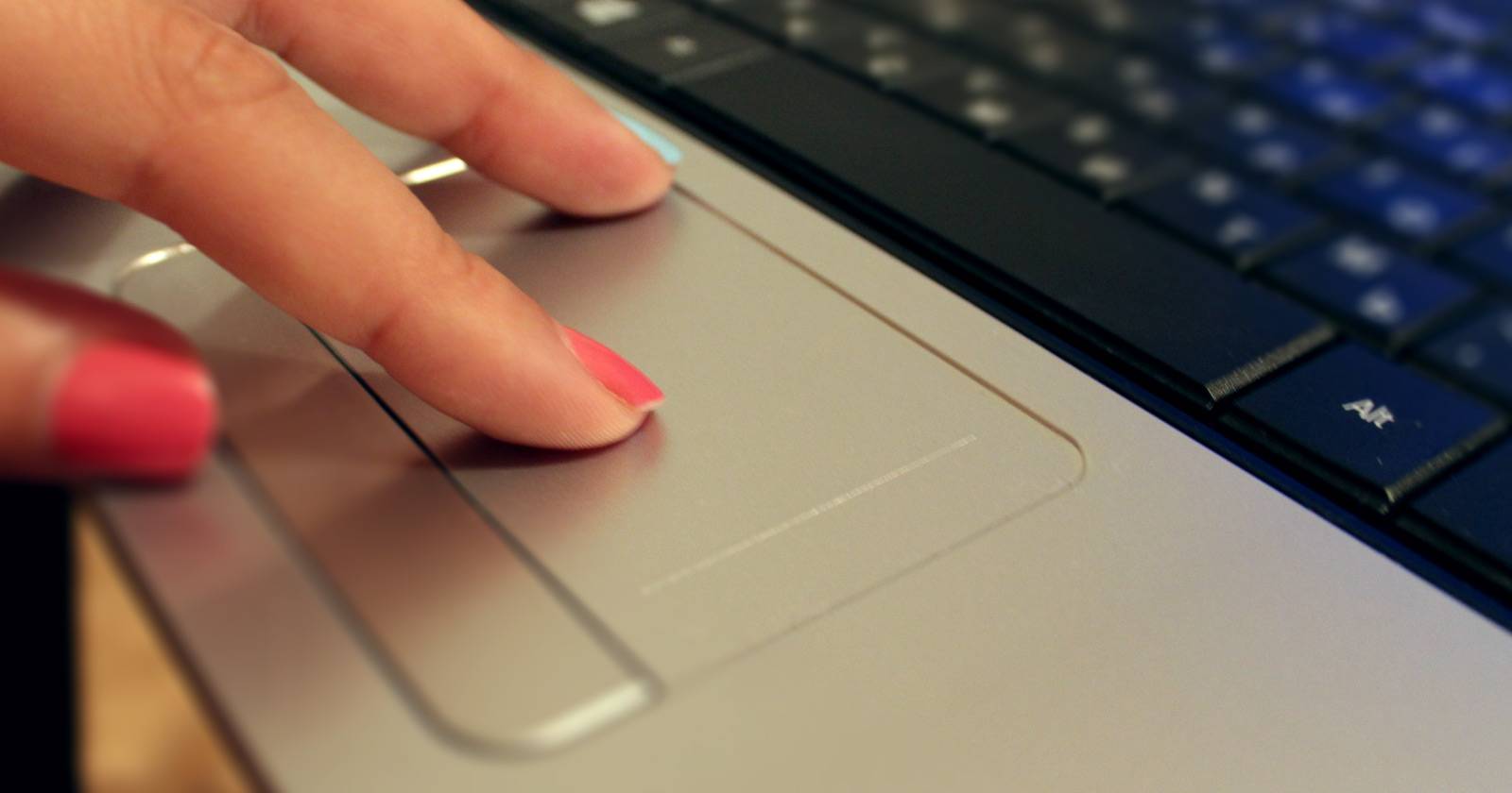 3 Uncommon Ways to Use Your Laptop Touchpad