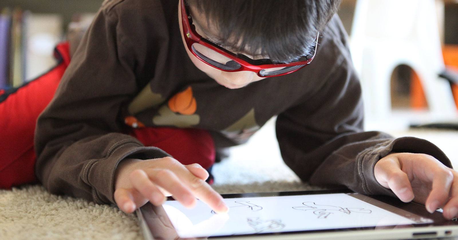 Tablets for Education: Study Tool Or Touchscreen Distraction?