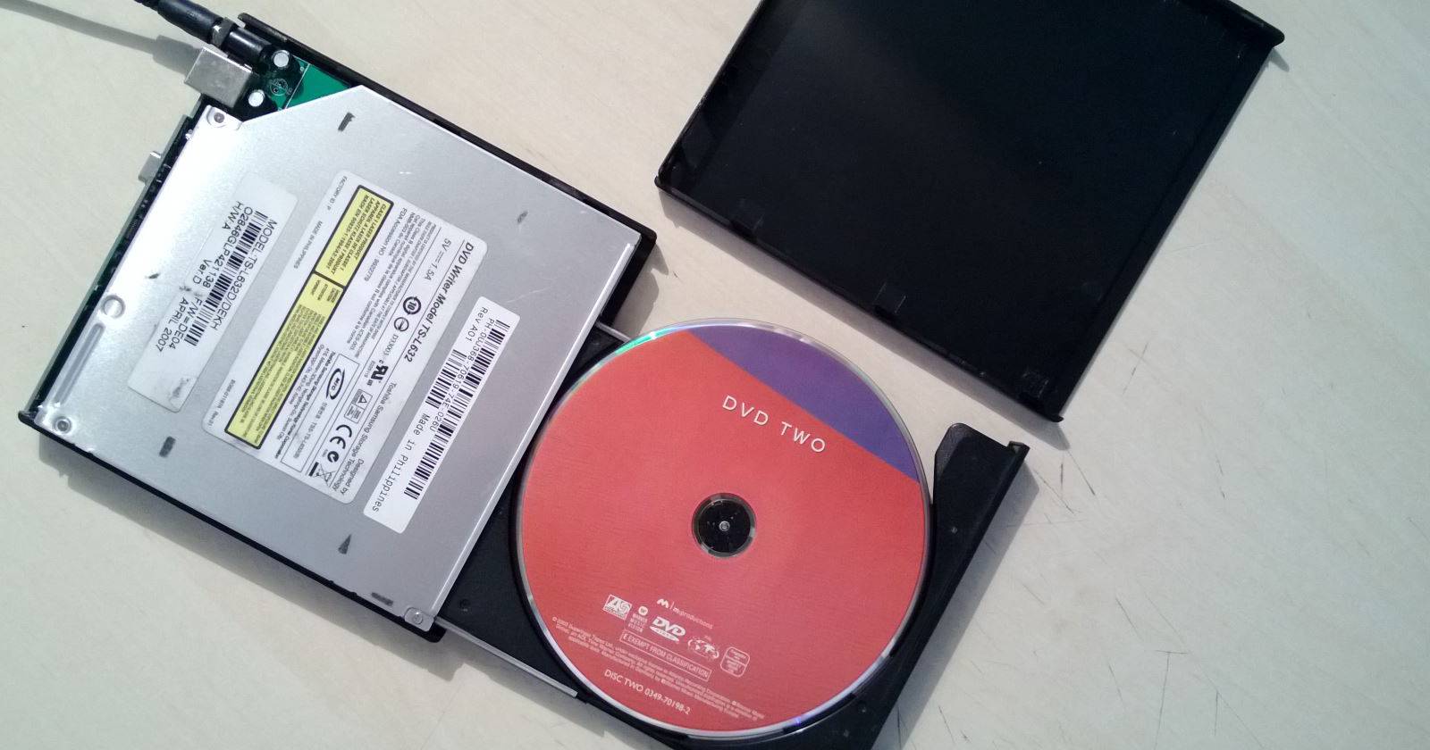 No DVD Drive on Your Tablet or Notebook? Use an Old Laptop Drive Instead!
