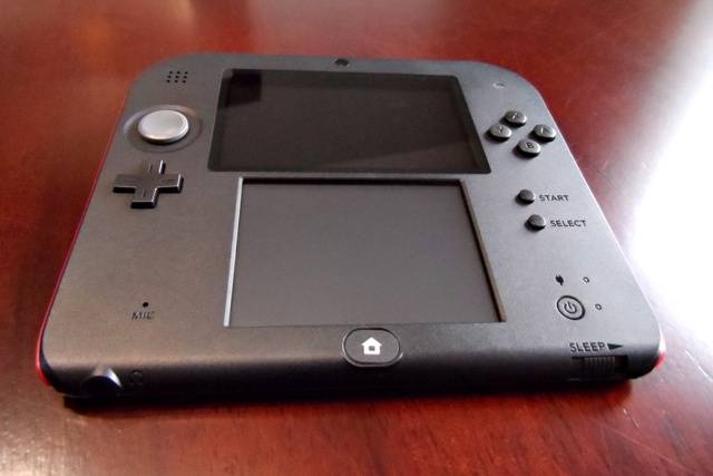 Nintendo 2DS Review & Giveaway