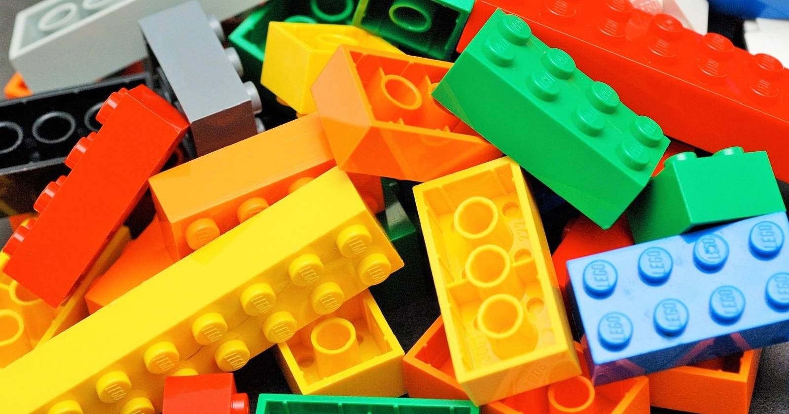 Google Announces New LEGO Project: Build With Chrome