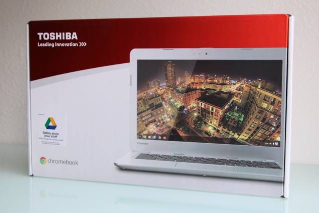 Toshiba CB35-A3120 Chromebook Review and Giveaway