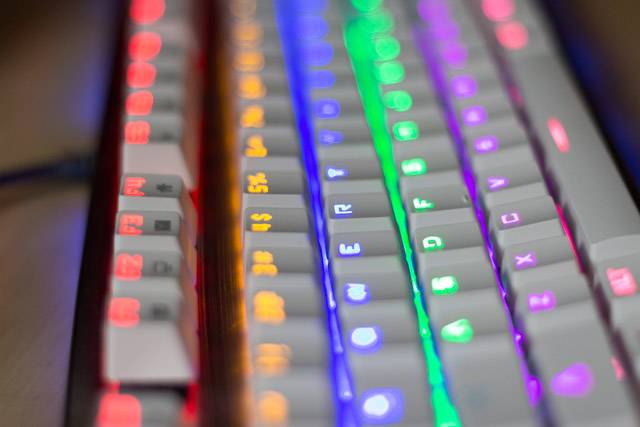 E-Blue Budget Mechanical Gaming Keyboard Review and Giveaway