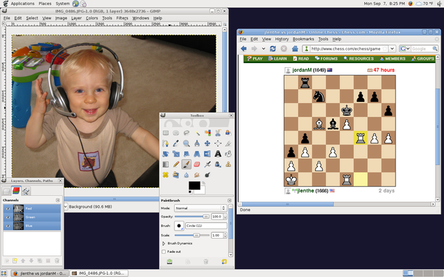 3 UNIX-Like Operating Systems That Aren't Linux