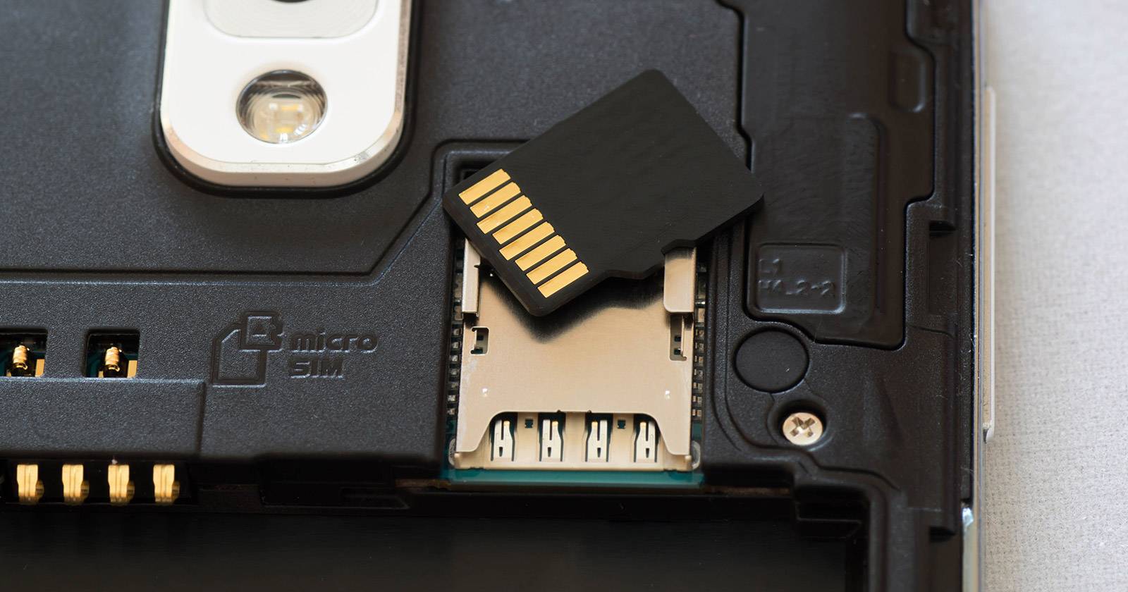 Card Slot Your Next Phone Needs a MicroSD Card Slot -- Here's Why