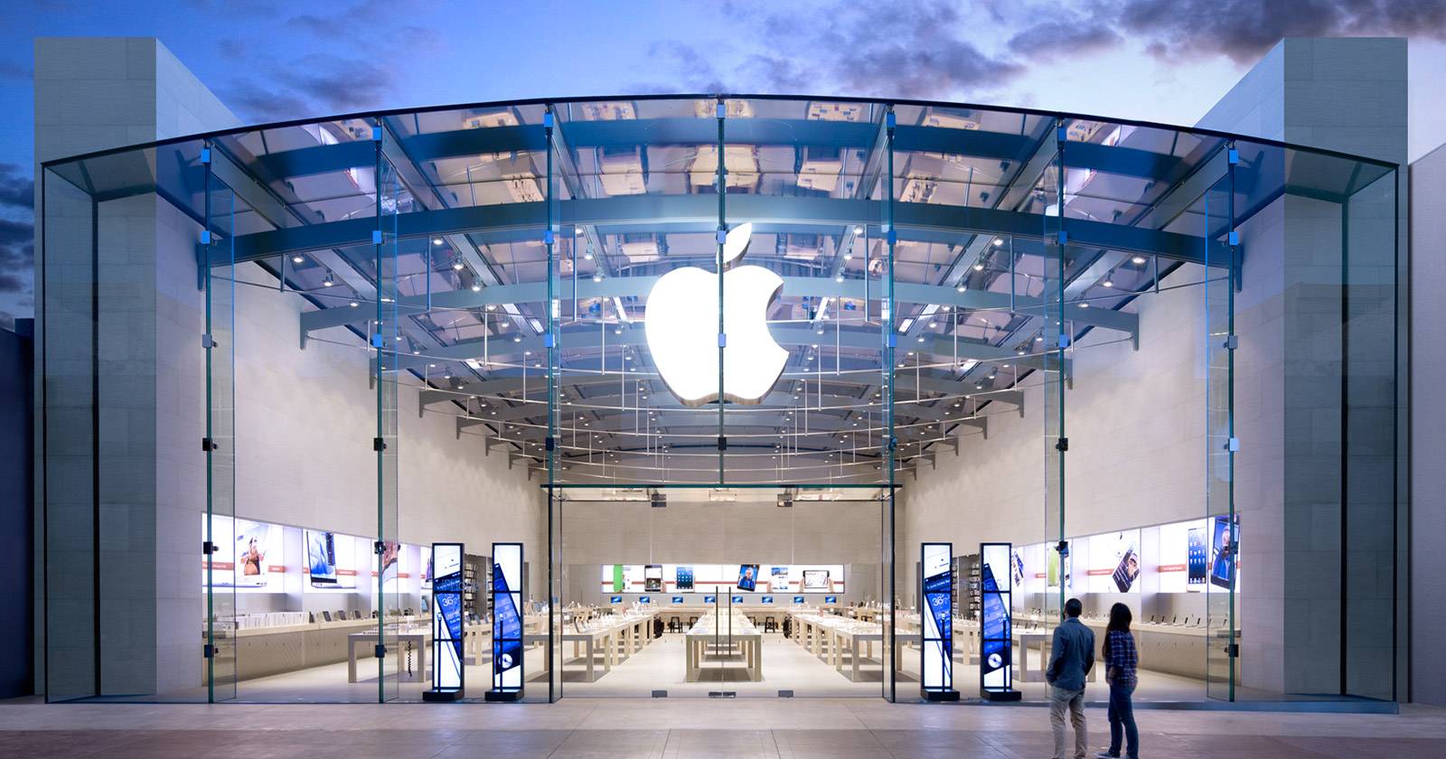 6 Reasons to Buy Your iPhone Directly From Apple