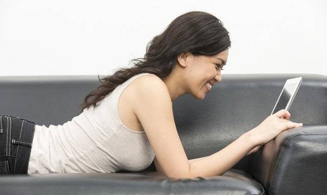 4 Tips for Sharing a Tablet with Multiple People