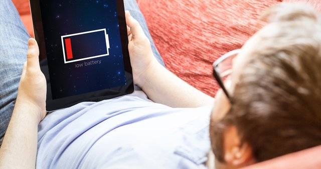 4 Tips for Sharing a Tablet with Multiple People