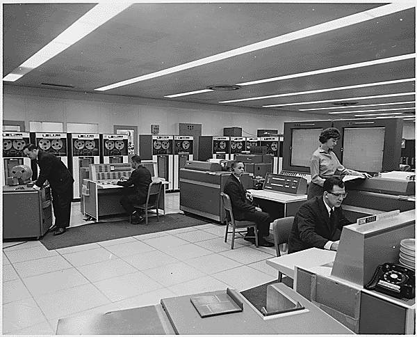 The Odd Story of How Email Became So Damn Popular