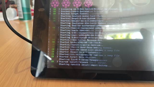 Raspberry Boot Screen 10 Projects to Use Your Raspberry Pi Touchscreen Display