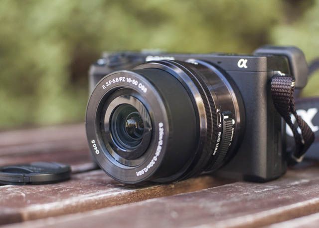 Mirrorless to Impress: Sony A6300 16-50mm Kit Review