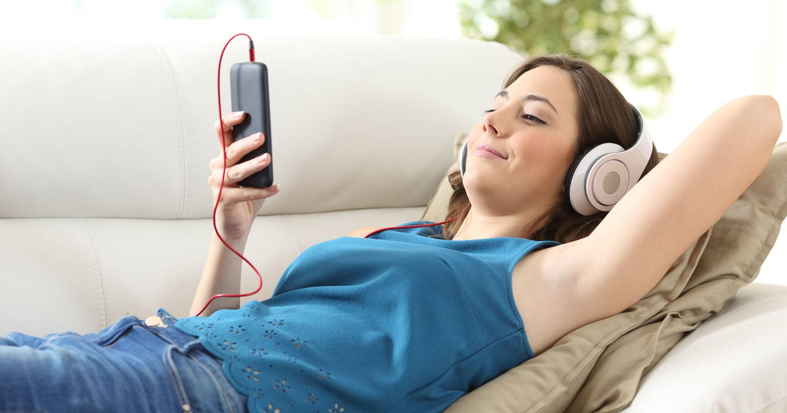 What Is MP4? The Difference Between MP3 and MP4