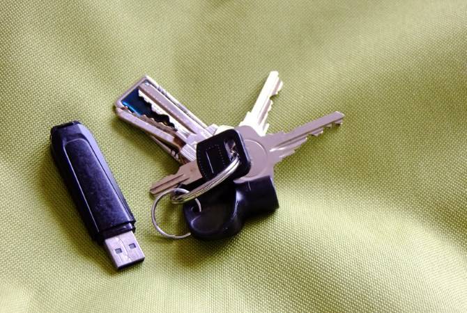 5 Ways a USB Stick Can Improve Your Security