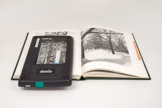 12 Gadgets Every Creative Person Should Carry at All Times