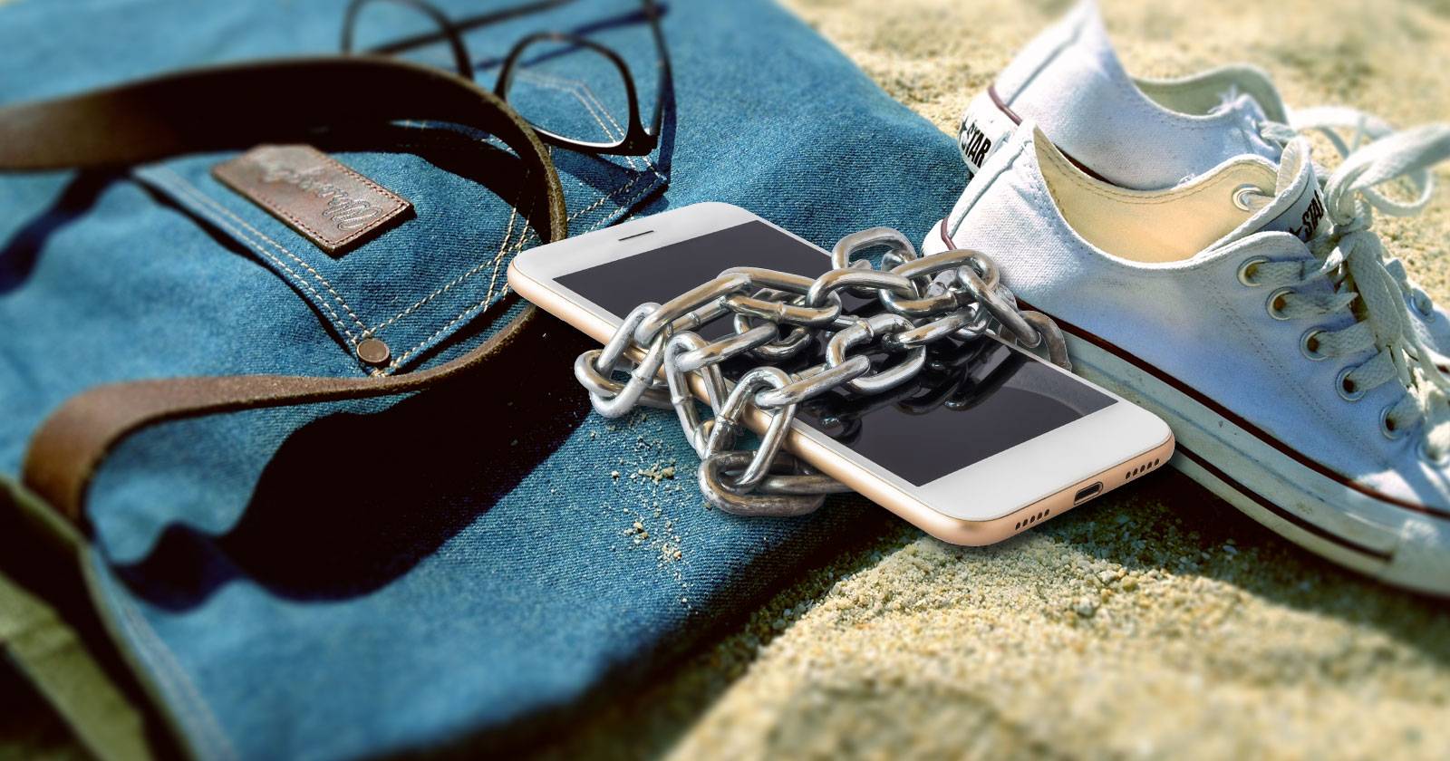 10 Easy Ways to Protect Your Data While Travelling