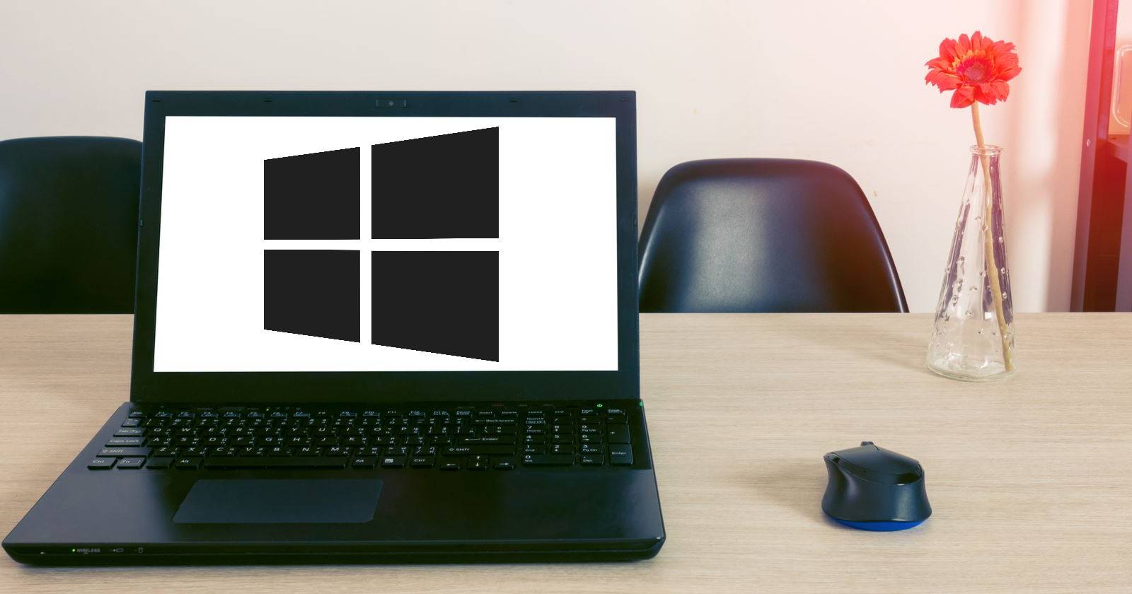7 White Themes for Windows 10
