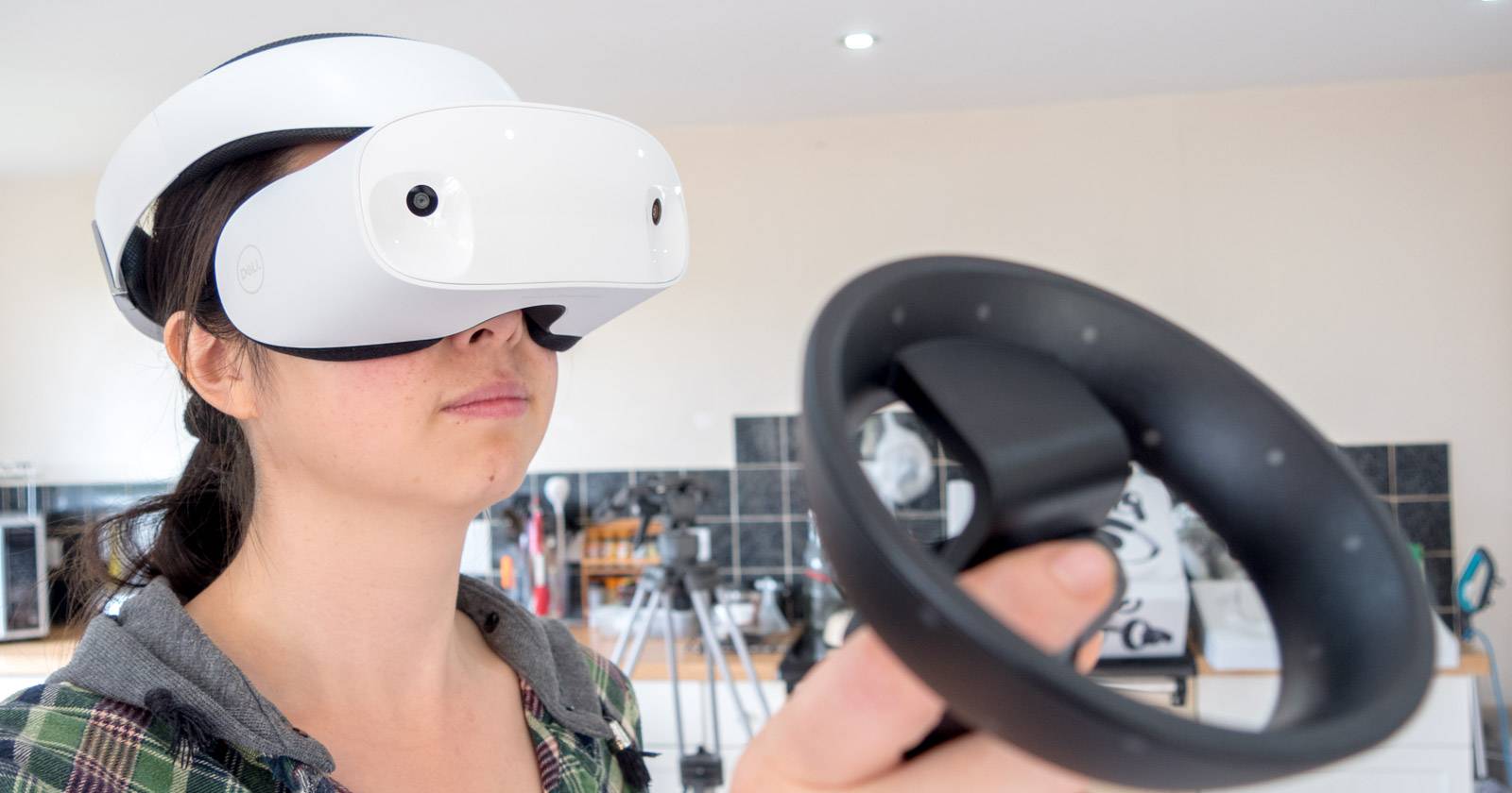 DELL Visor VR Windows Mixed Reality Dell's Visor is a gorgeous VR