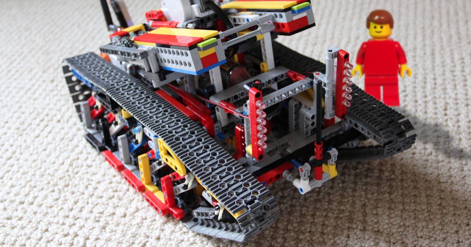10 Lego Machines You Can Build Without a Mindstorms Brain