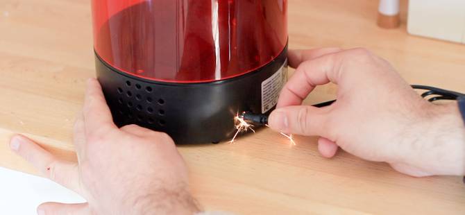 Primitive Sparkmaker SparkMaker Review: A Revolutionary $300 Resin 3D Printer... But It ...