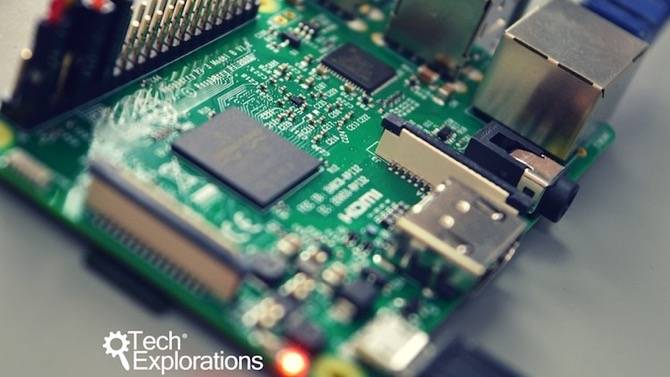 Learn to Build Cool Techy Gadgets With These Step-by-Step Video Guides