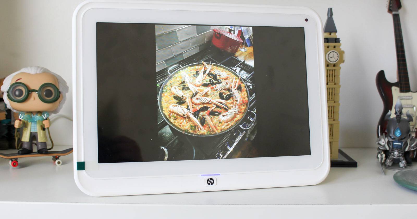 HP DF1050TW Photo Frame Review: Yes, These Are Still a Thing