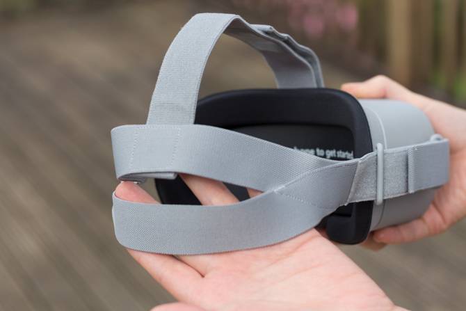 Oculus Go: The Best Mobile VR That Doesn't Even Need a Phone