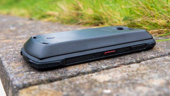 Doogee S90: A Modular Rugged Phone (That's Actually Useful!)