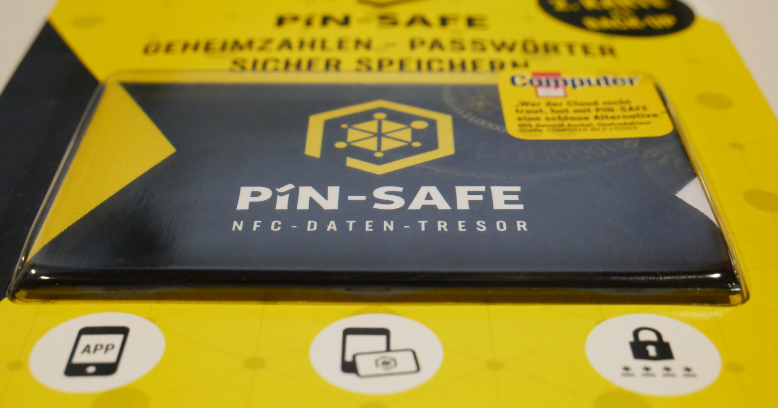 Pin Capture PIN-SAFE: Store Passwords on a Chipcard and Access Via NFC