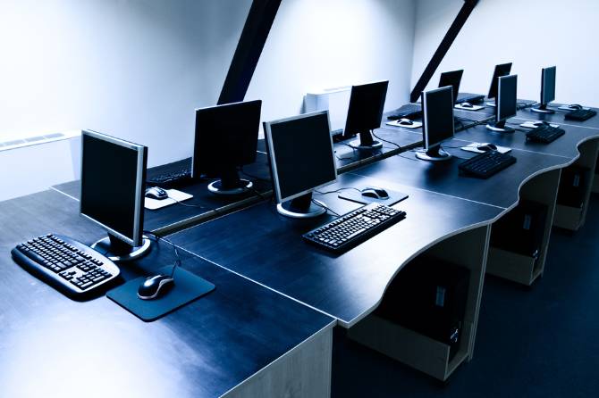 5 Reasons Why Macs Are Less Likely to Get Malware Than Windows
