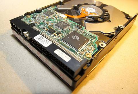 How to Install a New Hard Drive to Replace an Old One