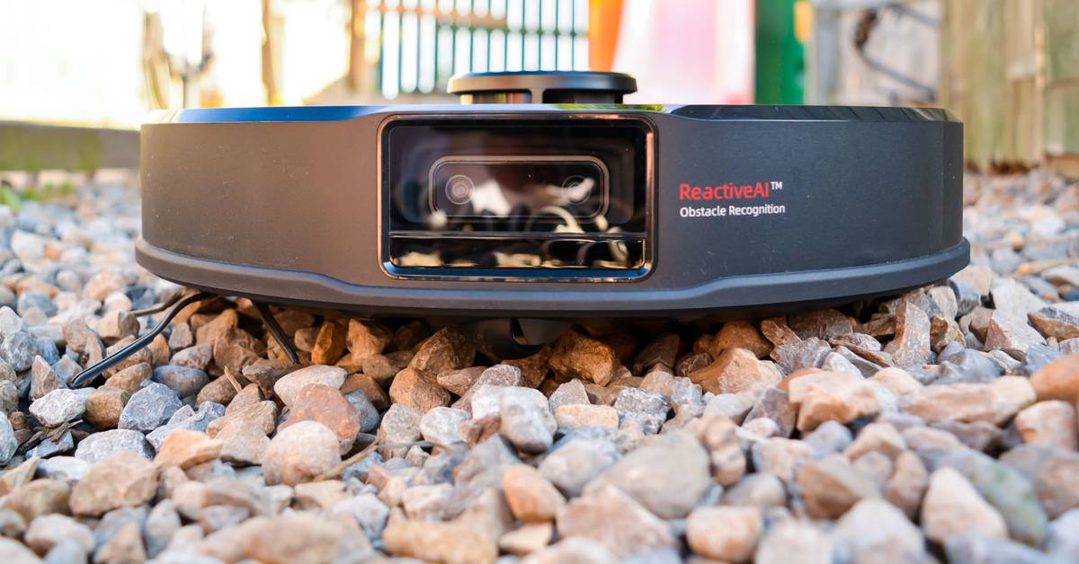 Roborock S6 MaxV: Now with Built-In Poop Avoidance