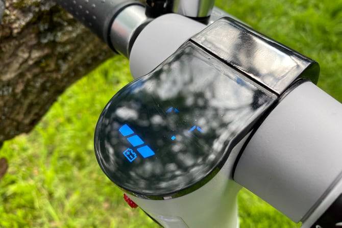 Gotrax R1 Display GoTrax Xr Is a Budget Electric Scooter You Won't Outgrow