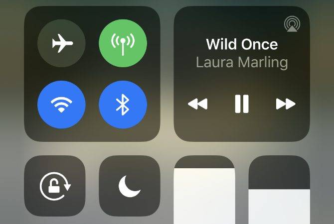 Control Center on iPhone with pause button