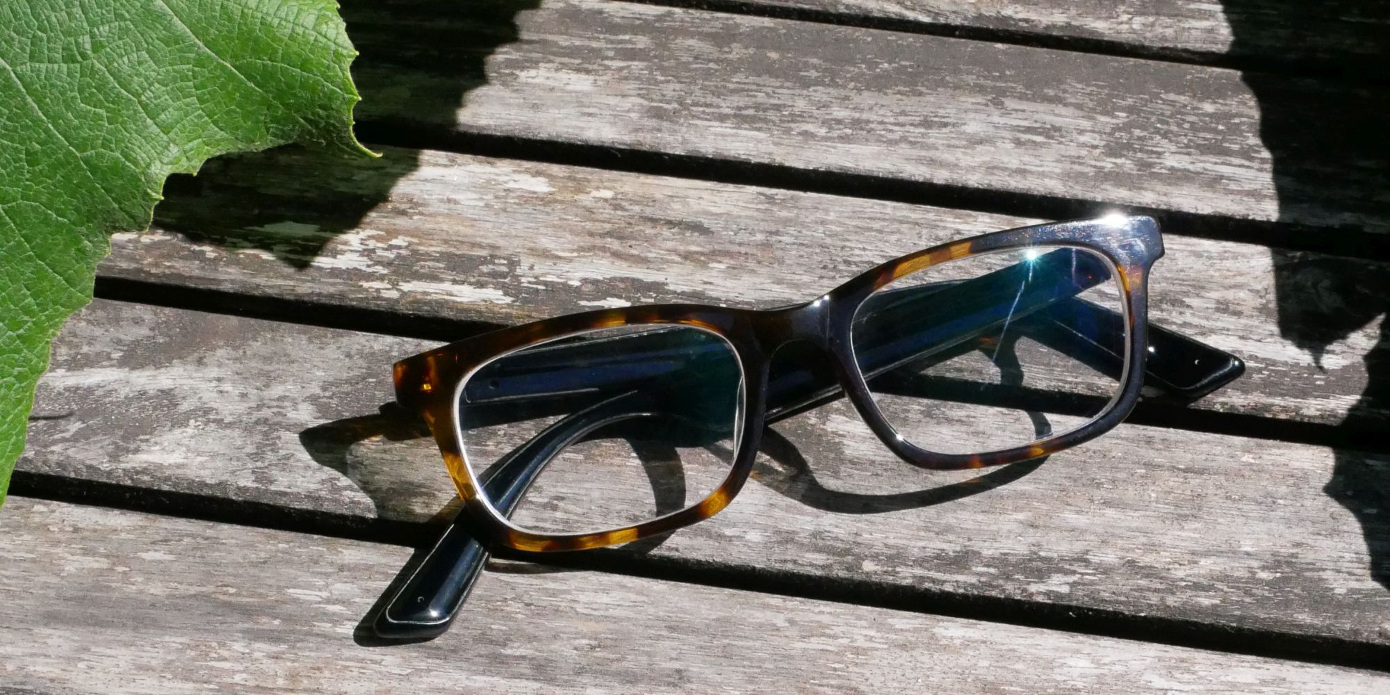 Vue Glasses Top View - Occhiali Vue Lite: un auricolare invisibile che sembra intelligente