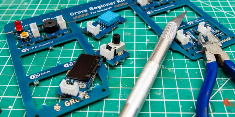 Grove Beginner Kit for Arduino Review: The Best Arduino Starter Kit Yet
