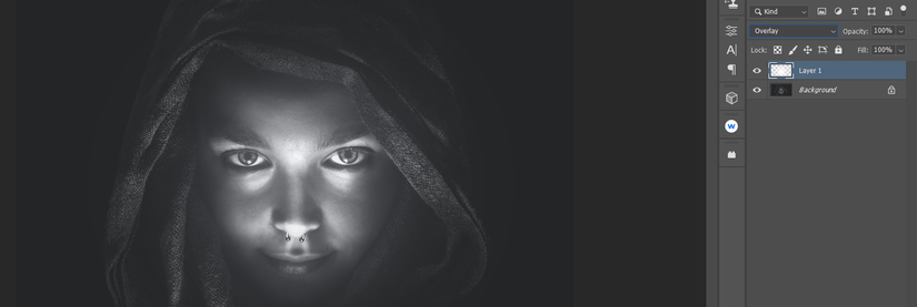 How to Easily Create Lighting Effects in Photoshop Using Overlay Blend Mode