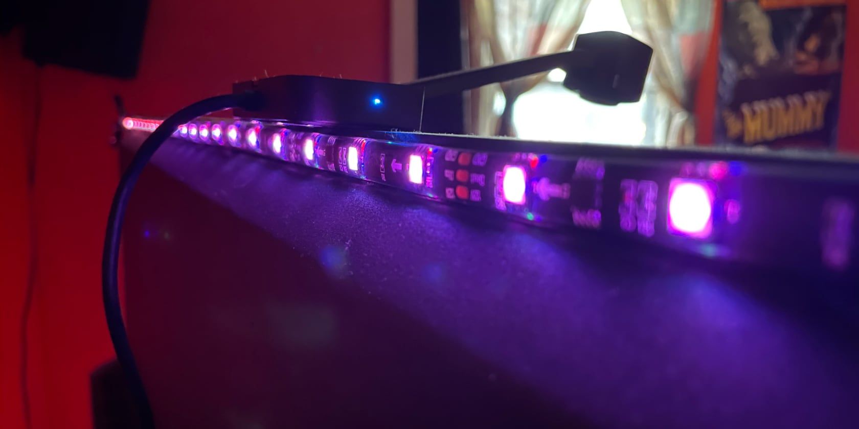 Phillips Ambilight? Govee Immersion TV RGBIC Light Strip is better 