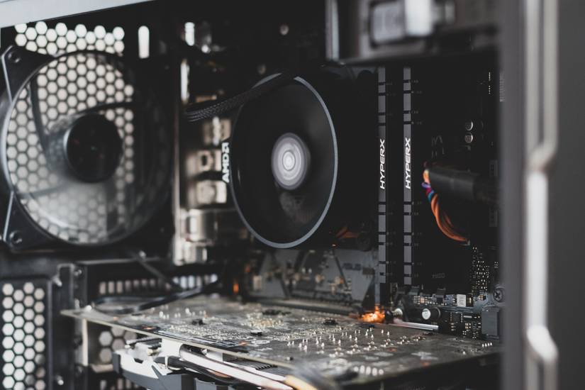 Computer Without Fans Is It Bad to Leave Your PC on All the Time? The Pros and Cons