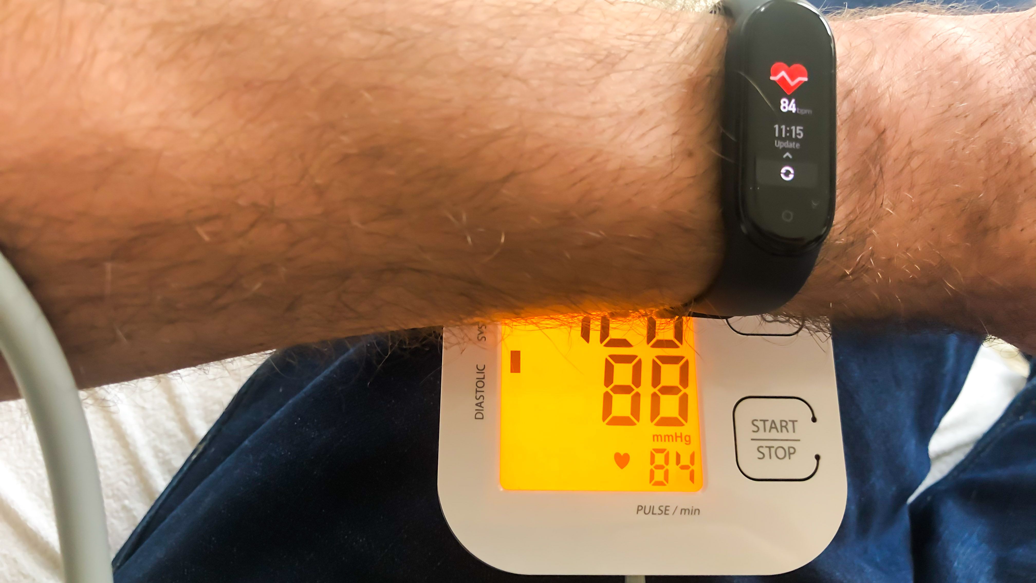 miband5- heart rate comparison