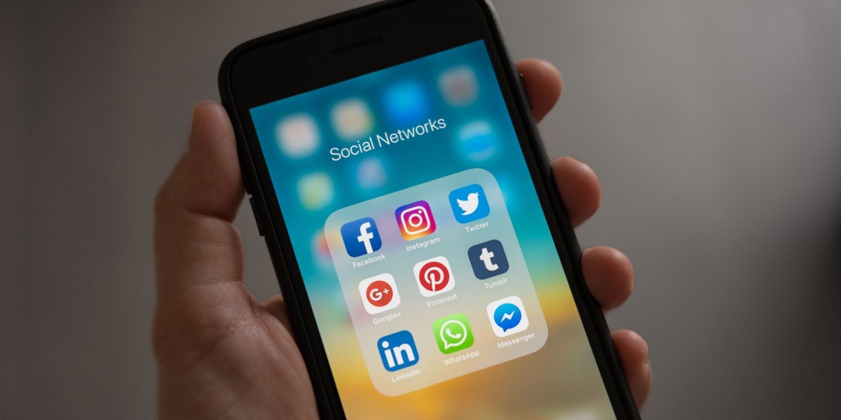 Here's How to Quit Social Media for Good