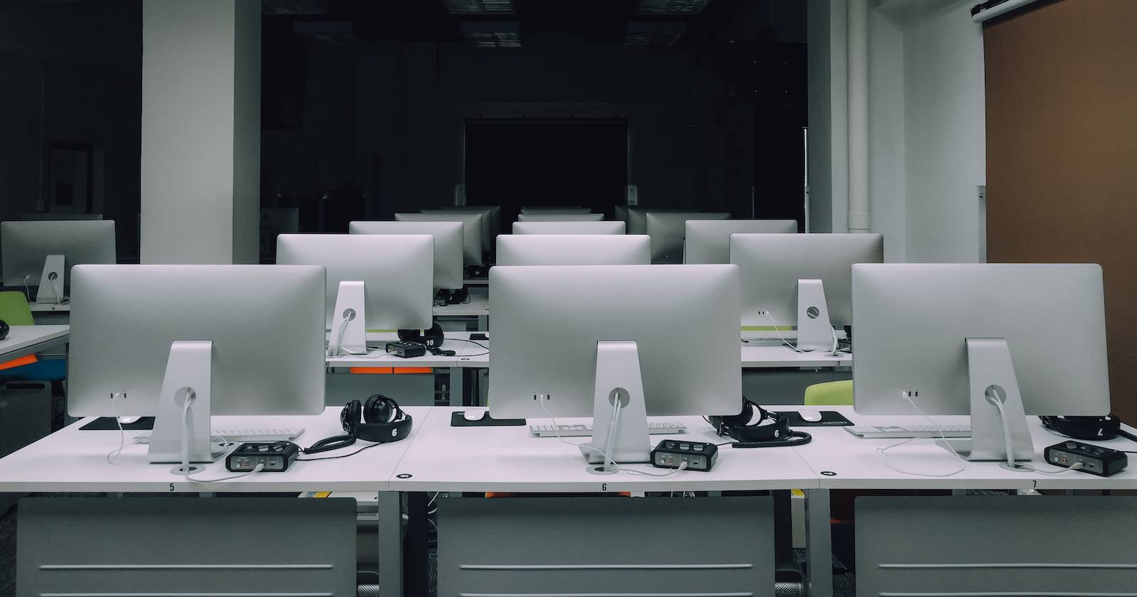 5 Ways an Offline PC Can Be Hacked