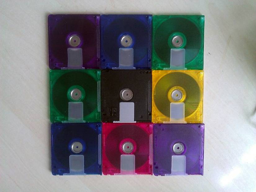 Minidisc Throw What to Do With Your Old MiniDisc Collection: 8 Ideas