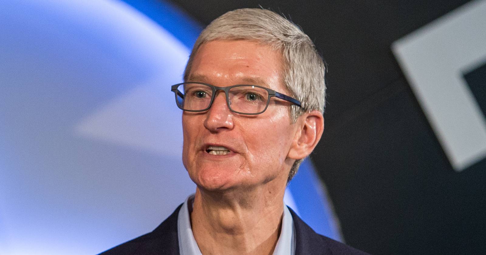 Tim Cook Group Tim Cook: Employees Returning to Apple Park Will Be Good for Innovation