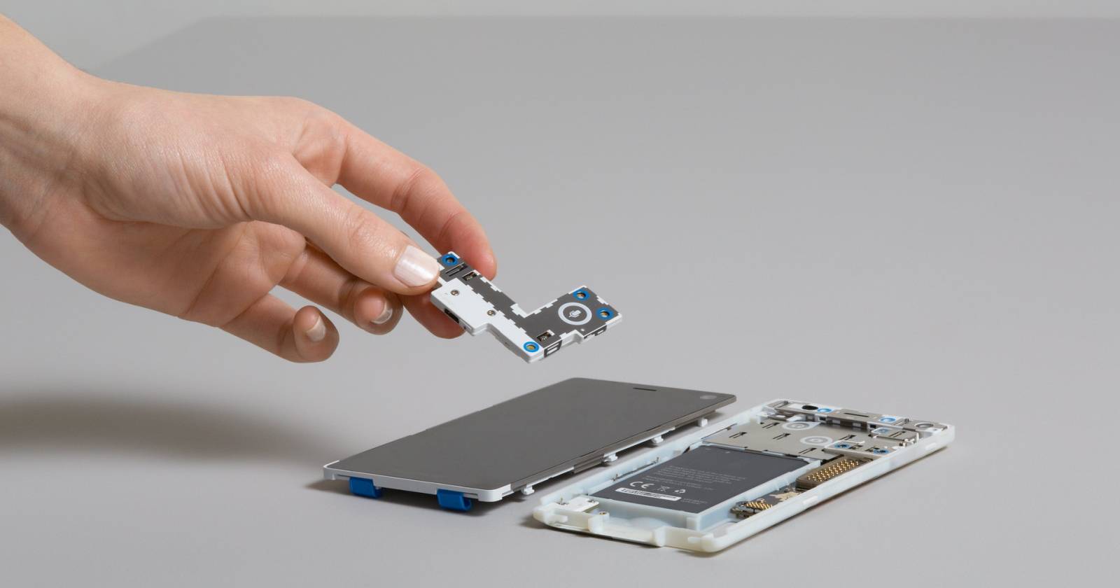What Is a Modular Smartphone and How Does It Work?