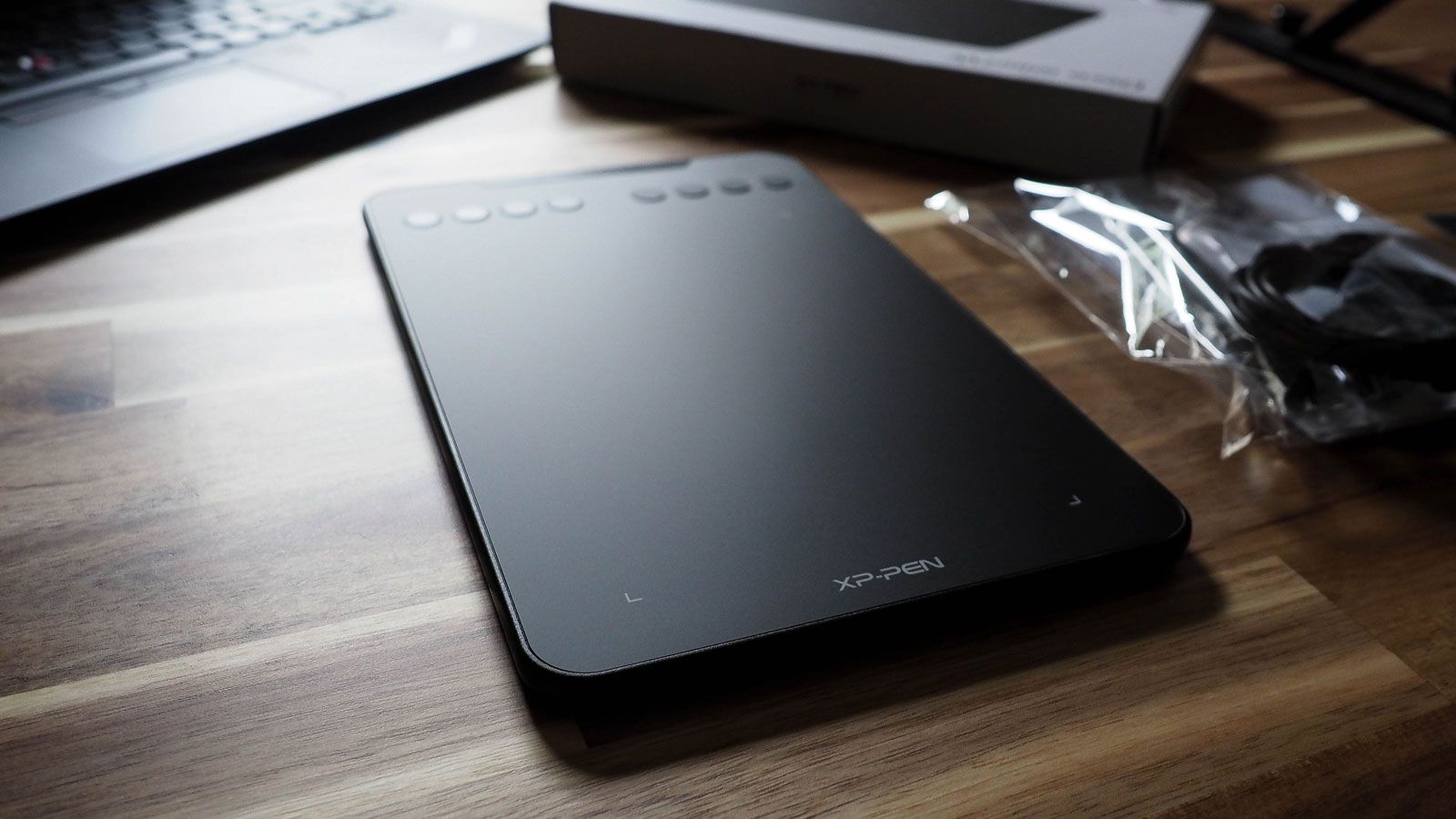 XP-Pen Deco Mini 7 Wireless Graphic Tablet Review: Embrace Portability ...